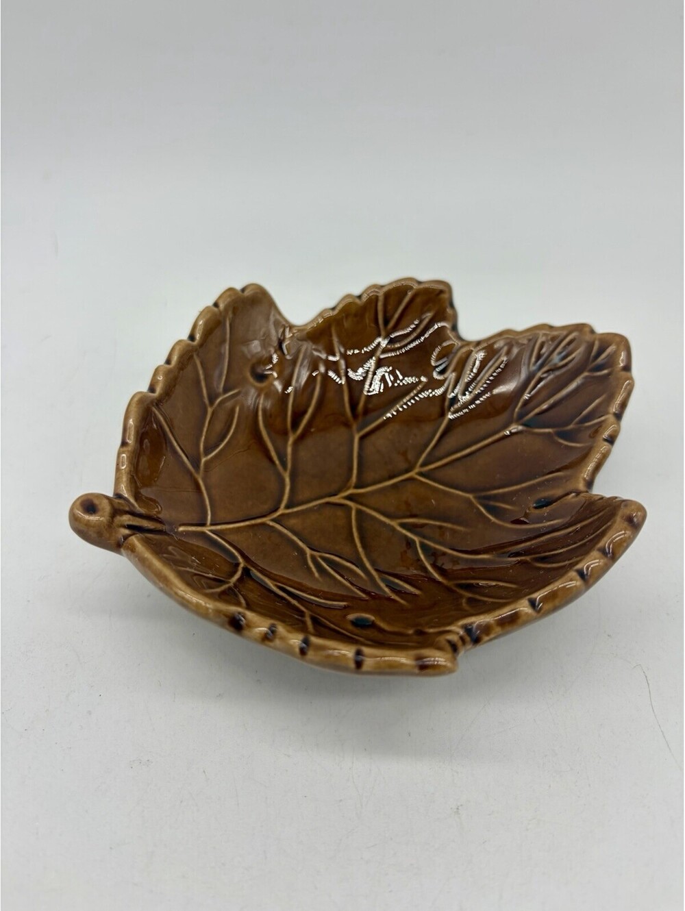 Olfaire Majolica Portugal Decor Art Pottery Maple Leaf Autumn Dish Trinket Ring